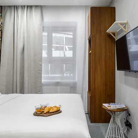Lumina Modern Rondo Onz Apartment Warsaw