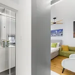 Lumina Modern Rondo Onz Varsóvia