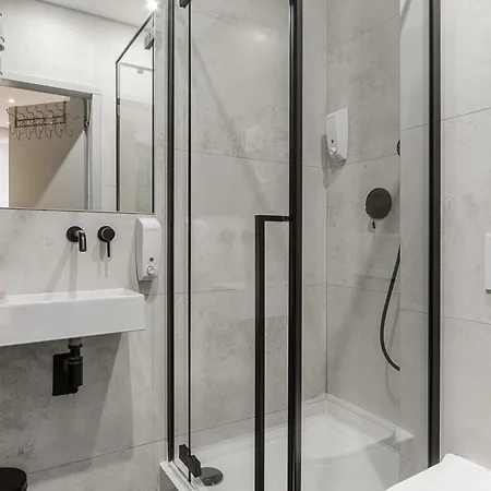 Lumina Modern Rondo Onz Apartamento *