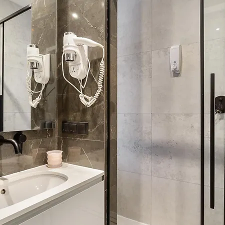 Lumina Modern Rondo Onz