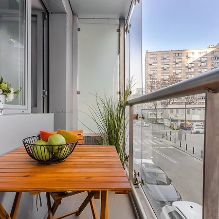 Apartment Lumina Modern Rondo Onz *