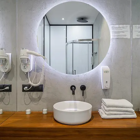 Lumina Modern Rondo Onz Apartamento *