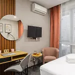 Lumina Modern Rondo Onz Lejlighed *